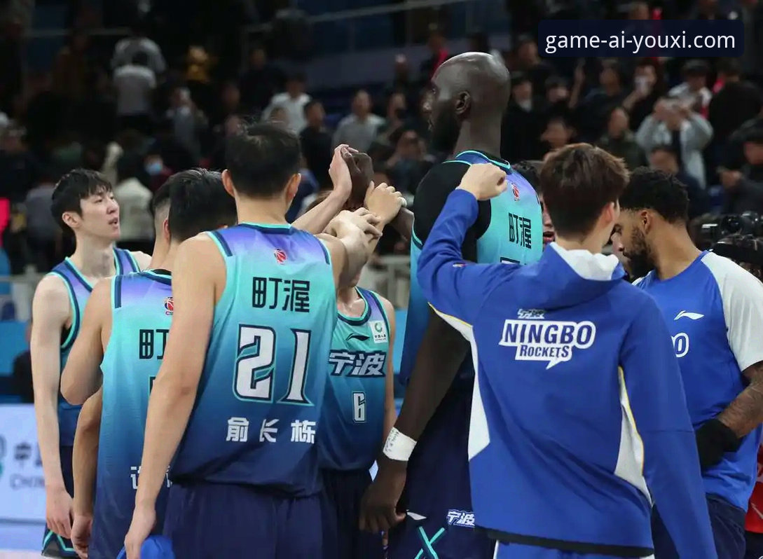 资深球迷分享观看CBA季后赛心得：兰道夫加时接管比赛，浙江83-81险胜宁波